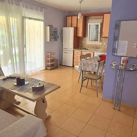 Petite Palace Fourka Chalkidiki アパート *